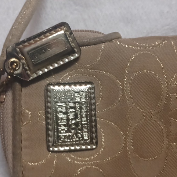 Coach wallet - Picture 2 of 4